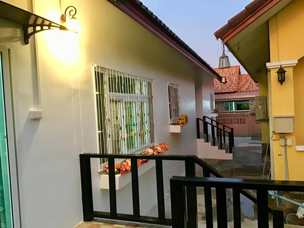 Daddy'S Homestay Ban Bang Krasan Zewnętrze zdjęcie